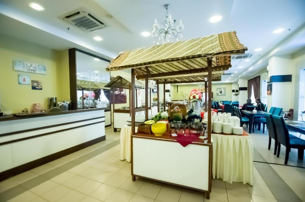 Hotel Kobemas Melaka Екстериор снимка